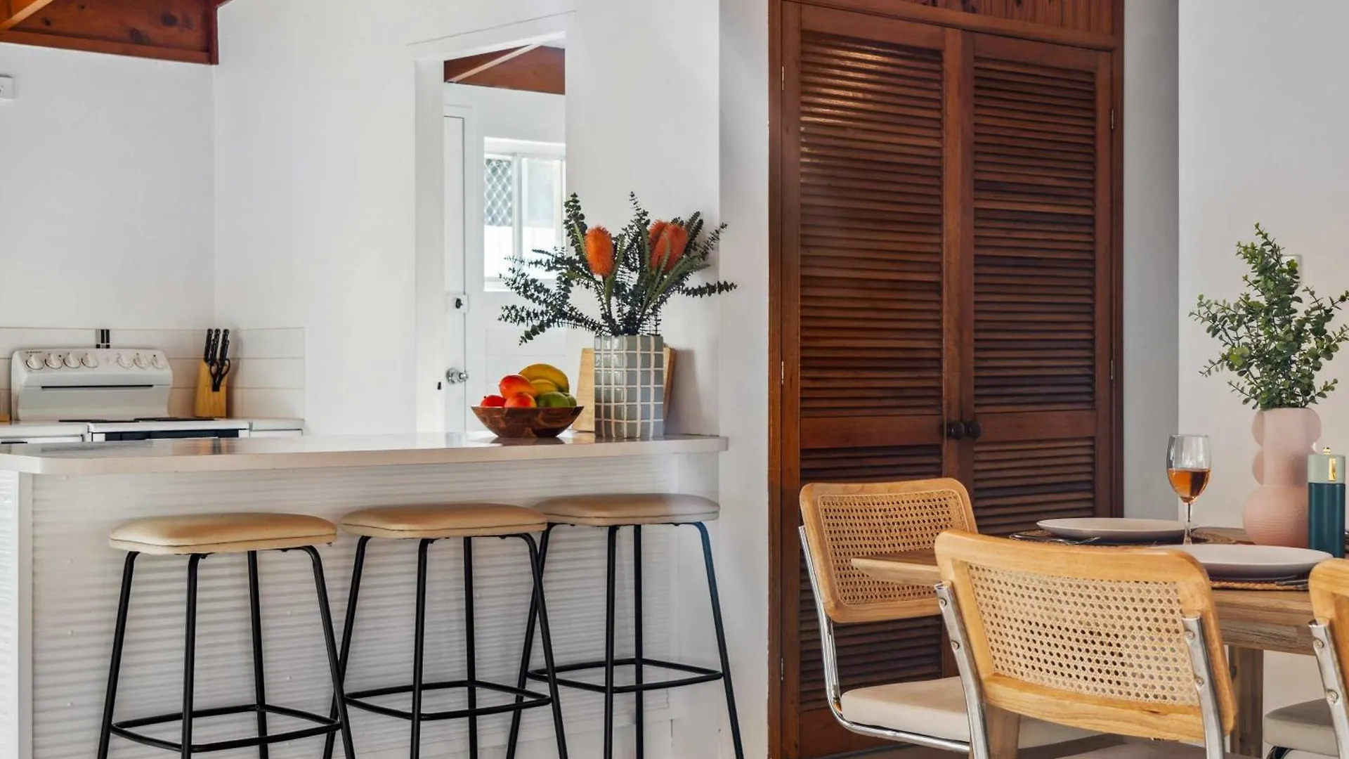 Coastal Comfort: Relax & Recharge In Maroochydore 0*,  Australien