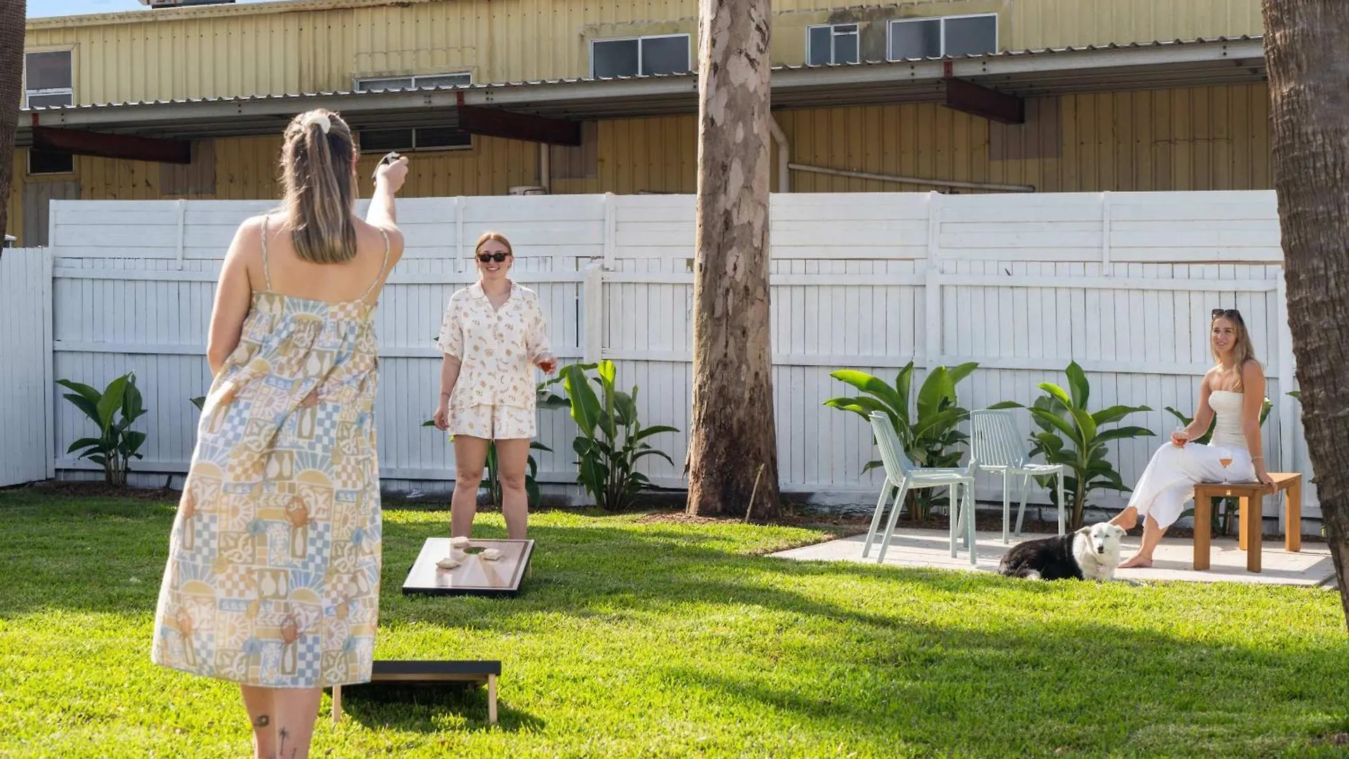 Coastal Comfort: Relax & Recharge In Maroochydore Ferienhaus